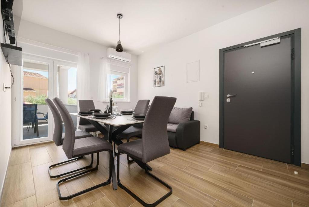 Apartment Stefanio Vodice Buitenkant foto