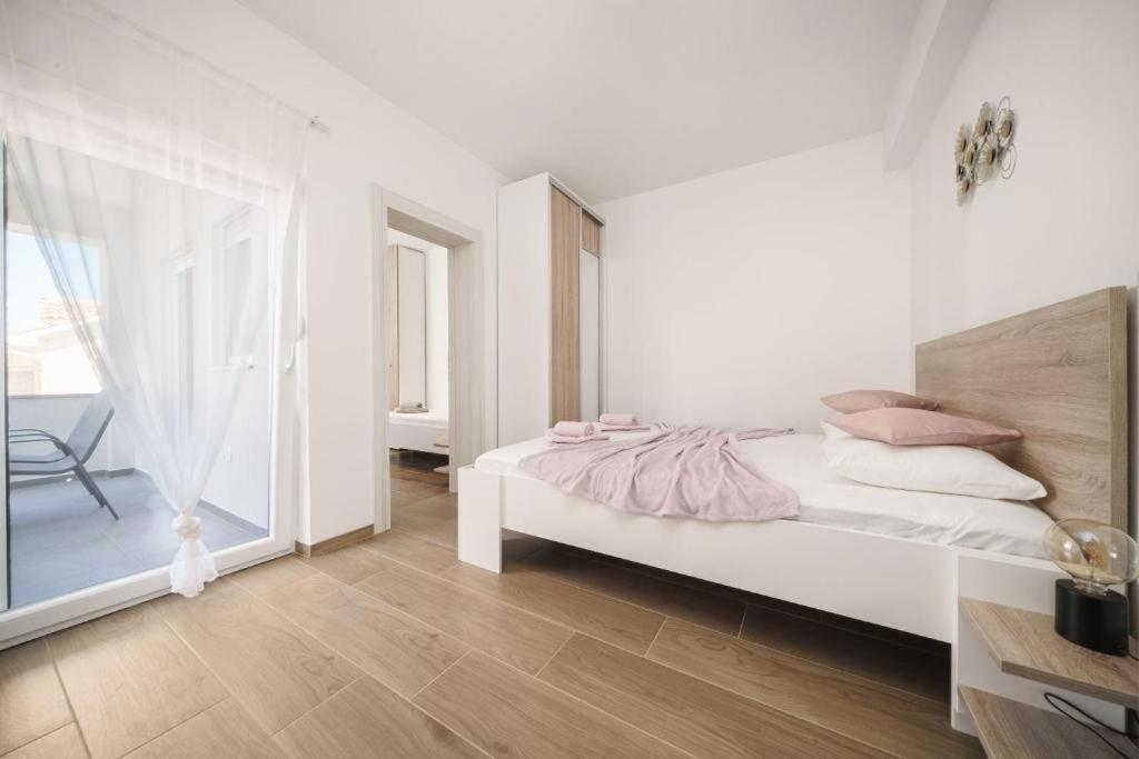 Apartment Stefanio Vodice Buitenkant foto