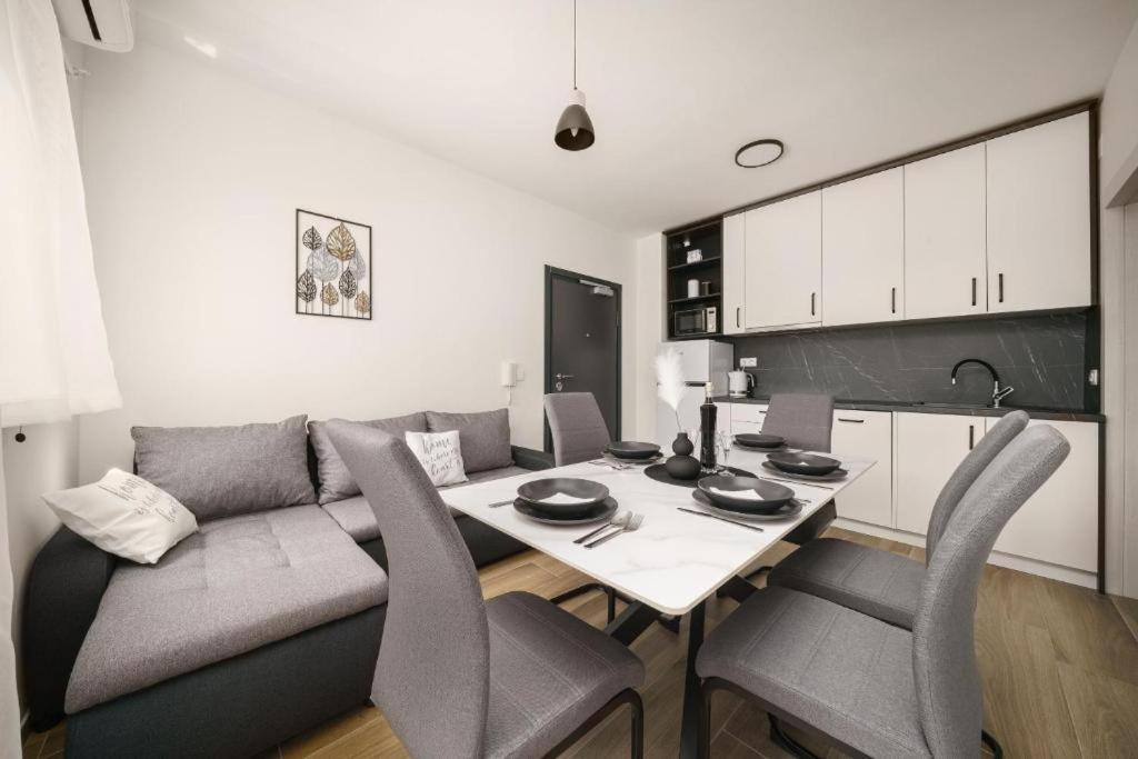 Apartment Stefanio Vodice Buitenkant foto